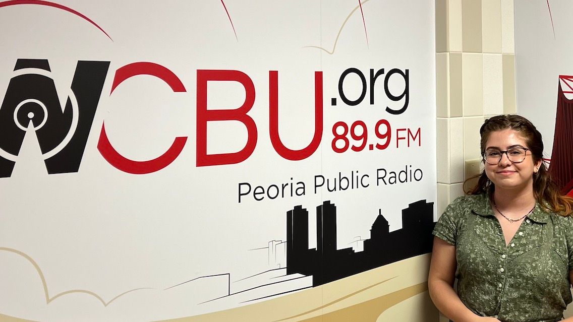 Isabela Nieto, intern at WCBU
